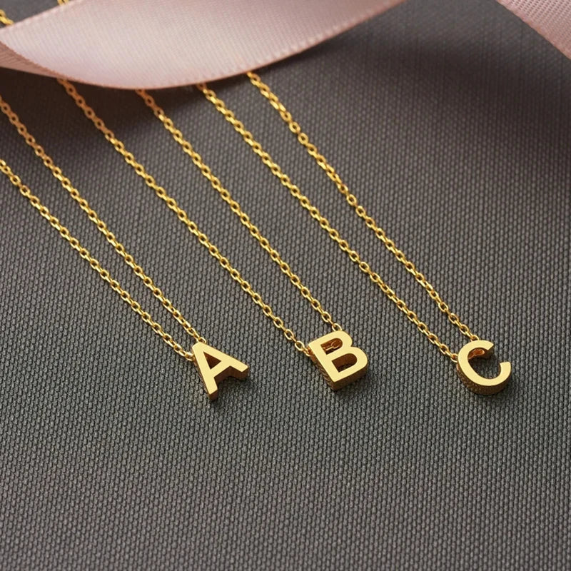 Lomaroshop | Dainty Minimal Letter Initial Necklace