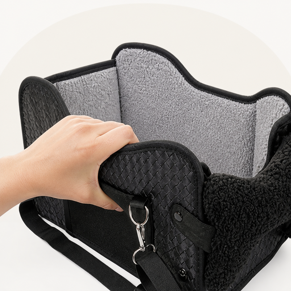 LomaroshopBreathable Mesh & Safety Harness Dog Car Seat