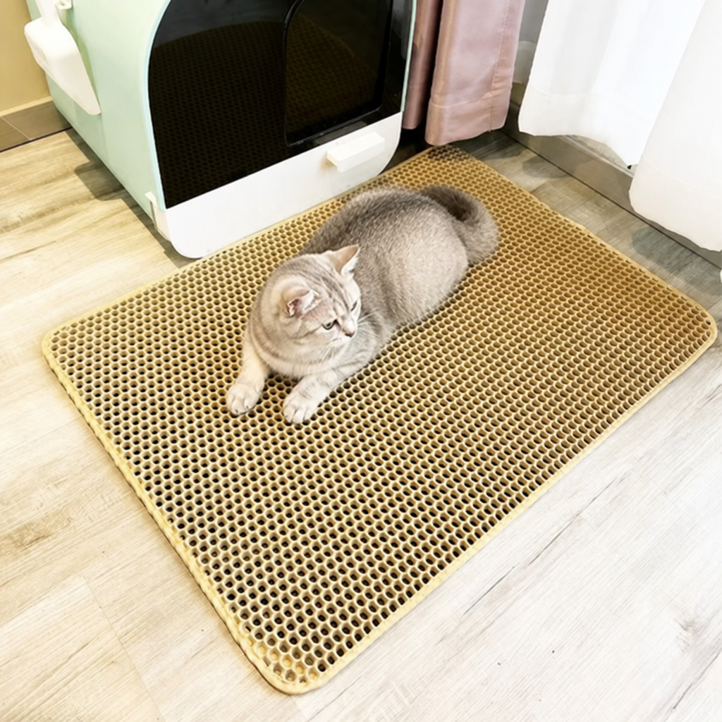 LomaroshopDouble-Layer Waterproof & Non-Slip Litter Mat