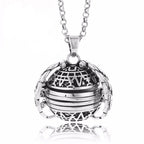 Photo pendant | Foldable necklace | Hidden photo compartment | Memorya