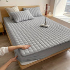 Waterproof mattress protector | SchlafLux
