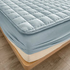 Waterproof mattress protector | SchlafLux